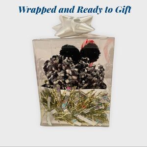 SOFT COZY SLIPPER SOCKS BOXED